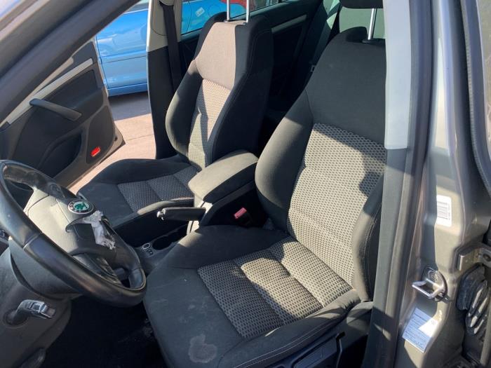 Skoda Octavia Combi 1.2 TSI Sloopvoertuig (2013, Beige)