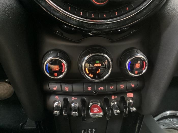 Mini Mini 1.5 12V One Sloopvoertuig (2018, Zwart)