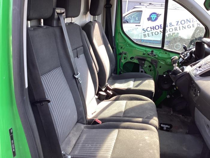 Ford Transit Custom 2.0 TDCi 16V Eco Blue 130 Sloopvoertuig (2017, Graniet)