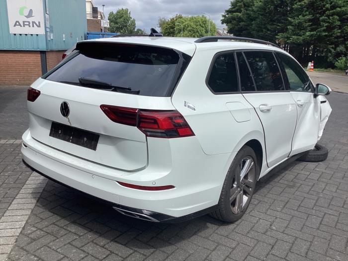 Volkswagen Golf VIII Variant 1.5 eTSI 16V Sloopvoertuig (2021, Wit)