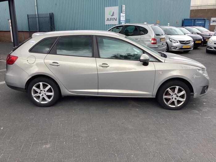 Seat Ibiza ST 1.2 TDI Ecomotive Sloopvoertuig (2011, Beige)