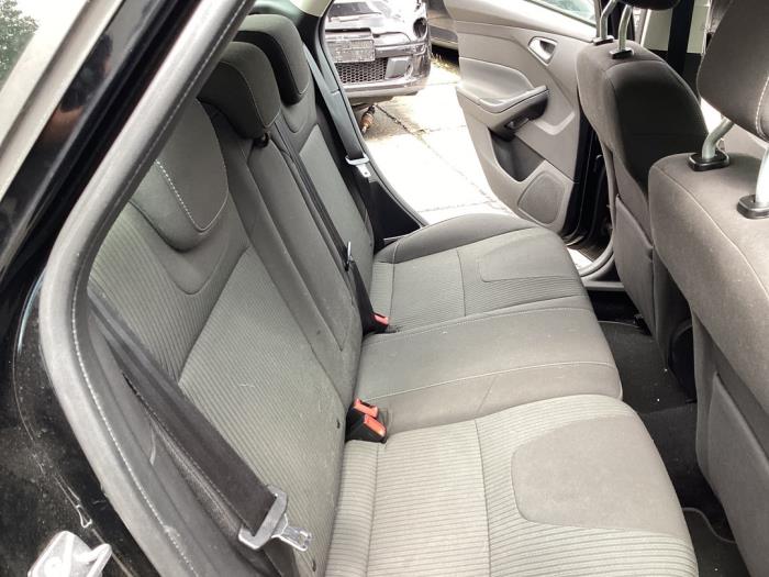 Ford Focus 3 Wagon 1.0 Ti-VCT EcoBoost 12V 125 Sloopvoertuig (2015, Zwart)