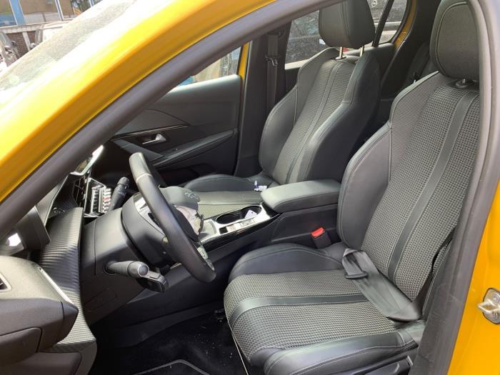 Peugeot 208 II 1.2 Vti 12V PureTech 100 Sloopvoertuig (2020, Geel)