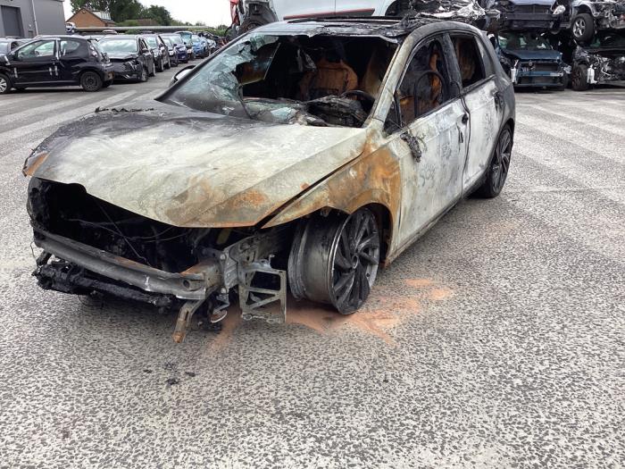 Volkswagen Golf VIII 2.0 TSI R 16V 4Motion Sloopvoertuig (2021, Zwart)