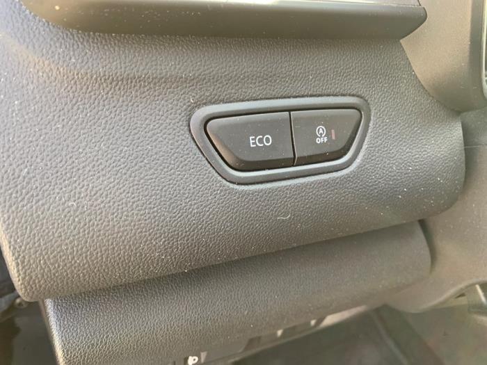 Renault Kadjar 1.2 Energy TCE 130 Sloopvoertuig (2016, Blauw)