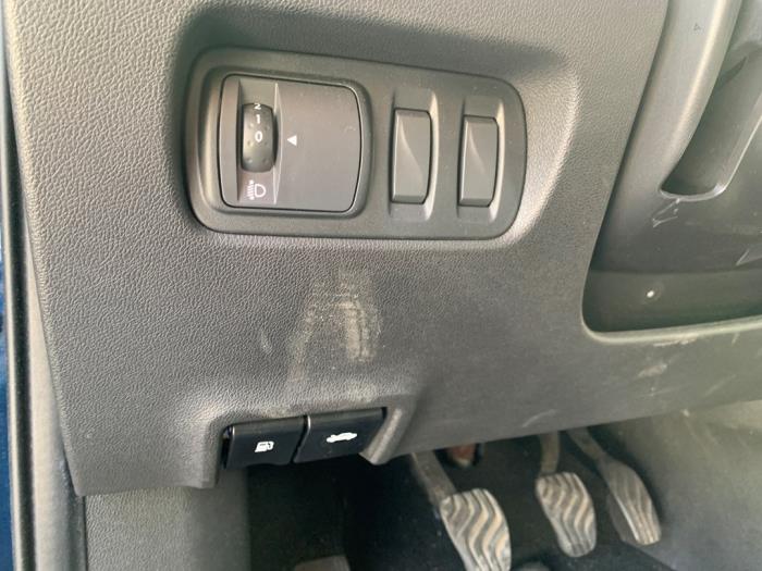 Renault Kadjar 1.2 Energy TCE 130 Sloopvoertuig (2016, Blauw)