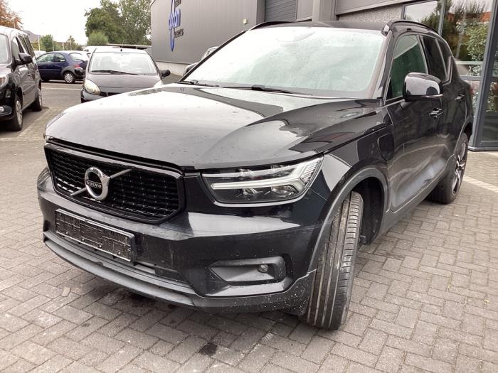 Volvo XC40 1.5 T5 Plug-in Hybrid 16V Sloopvoertuig (2020, Zwart)