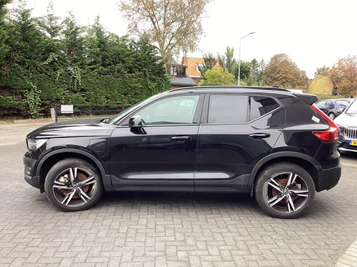 Volvo XC40 1.5 T5 Plug-in Hybrid 16V Sloopvoertuig (2020, Zwart)