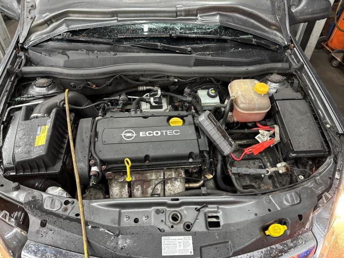 Opel Astra H GTC 1.6 16V Sloopvoertuig (2010, Grijs)