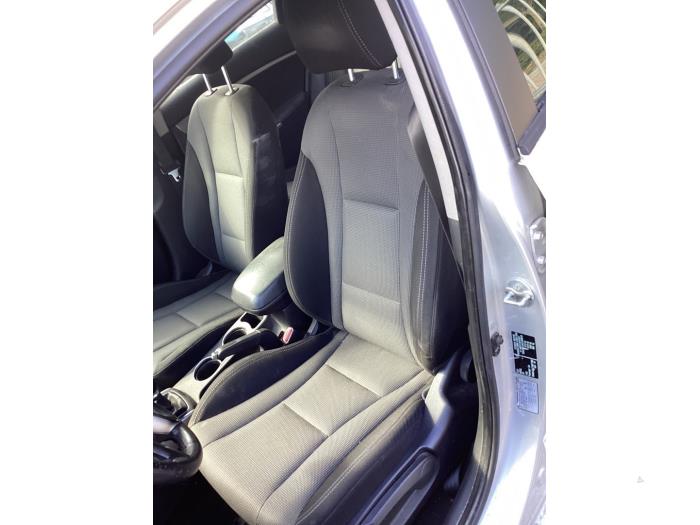 Hyundai i30 1.6 CRDi Blue Drive 16V VGT Sloopvoertuig (2012, Grijs)