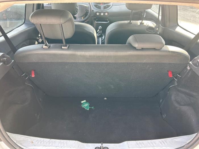 Renault Twingo II 1.2 16V Sloopvoertuig (2010, Wit)