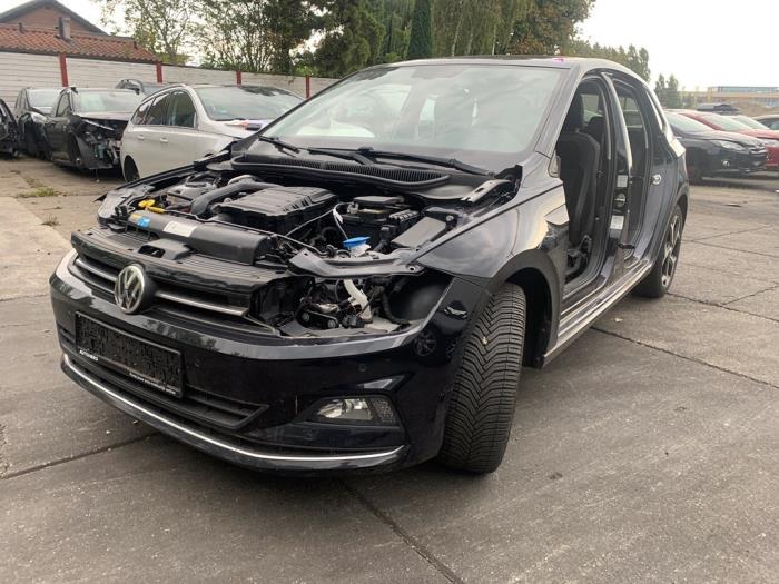 Volkswagen Polo VI 1.0 TSI 12V Sloopvoertuig (2017, Zwart)