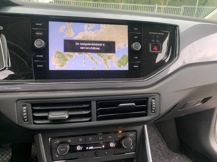 Volkswagen Polo VI 1.0 TSI 12V Sloopvoertuig (2017, Zwart)