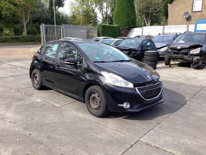 Peugeot 208 I 1.2 Vti 12V PureTech 82 Sloopvoertuig (2014, Zwart)