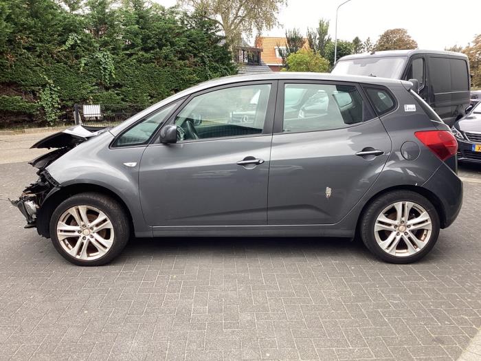 Kia Venga 1.4 CVVT 16V Sloopvoertuig (2011, Grijs)
