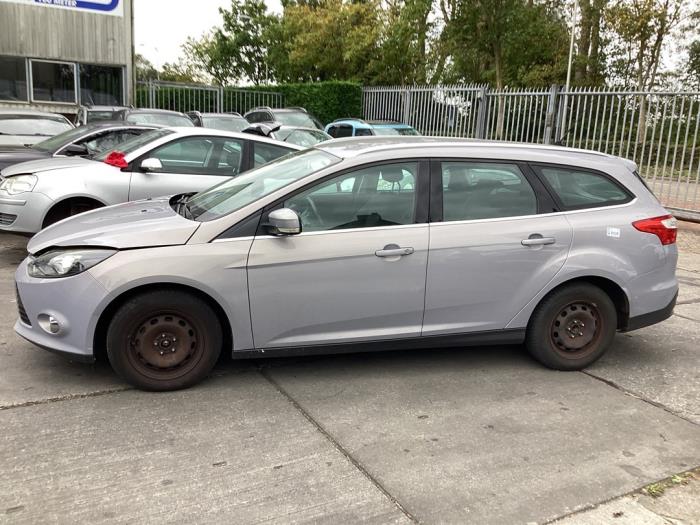 Ford Focus 3 Wagon 1.0 Ti-VCT EcoBoost 12V 125 Sloopvoertuig (2013, Grijs)
