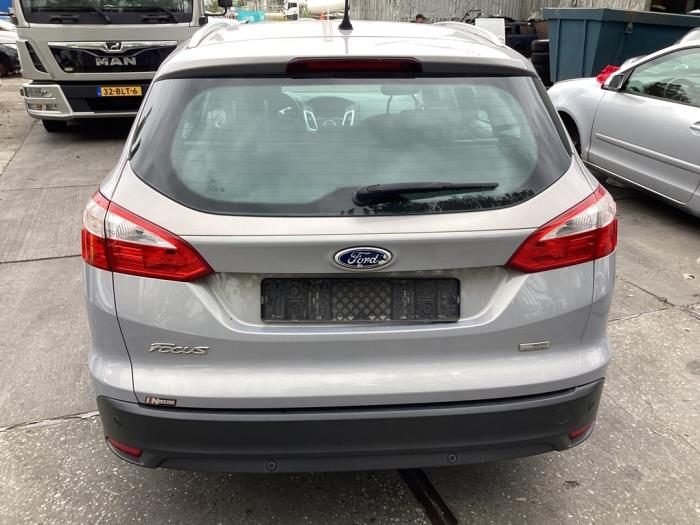 Ford Focus 3 Wagon 1.0 Ti-VCT EcoBoost 12V 125 Sloopvoertuig (2013, Grijs)
