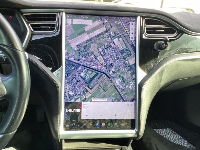 Tesla Model S 85D Schadevoertuig (2015, Grijs)