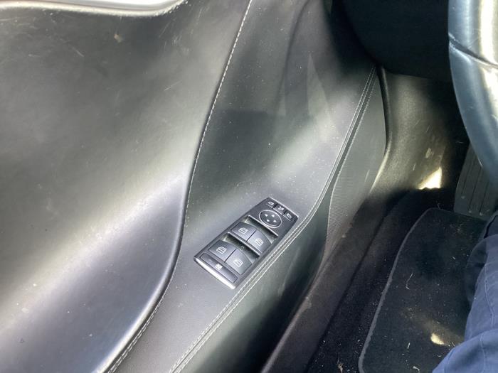 Tesla Model S 85D Schadevoertuig (2015, Grijs)