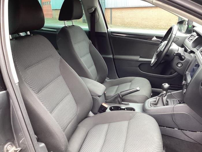 Volkswagen Jetta IV 1.2 TSI Sloopvoertuig (2011, Grijs)