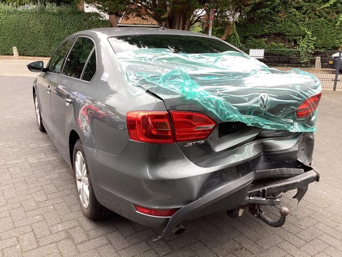 Volkswagen Jetta IV 1.2 TSI Sloopvoertuig (2011, Grijs)