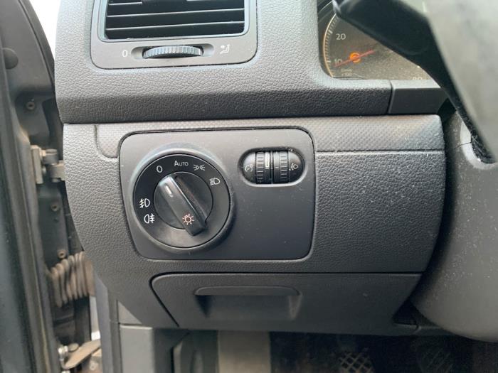 Volkswagen Golf V 1.4 16V Sloopvoertuig (2005, Grijs)