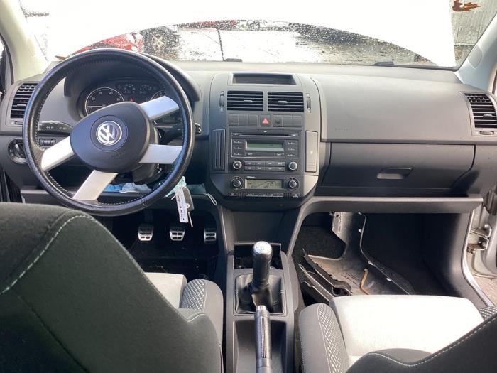 Volkswagen Polo IV 1.4 16V Sloopvoertuig (2009, Grijs)