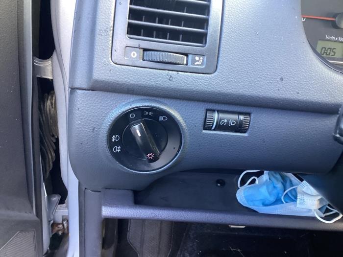 Volkswagen Polo IV 1.4 16V Sloopvoertuig (2009, Grijs)