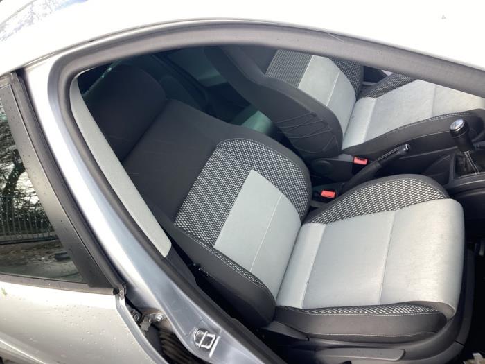 Volkswagen Polo IV 1.4 16V Sloopvoertuig (2009, Grijs)