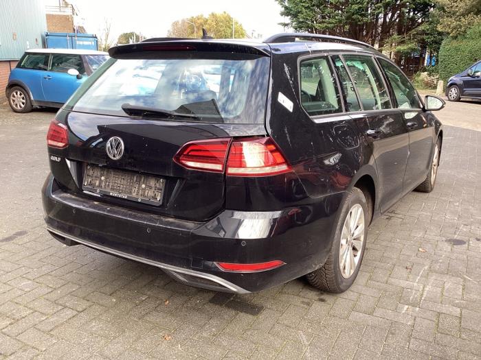 Volkswagen Golf VII Variant 1.0 TSI 12V BlueMotion Technology Sloopvoertuig (2020, Zwart)