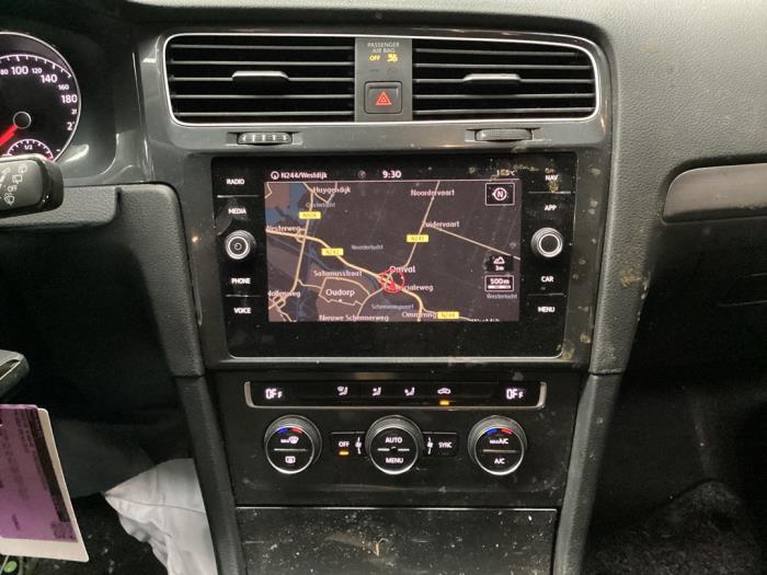 Volkswagen Golf VII Variant 1.0 TSI 12V BlueMotion Technology Sloopvoertuig (2020, Zwart)