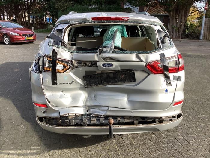 Ford Mondeo 14- Sloopvoertuig (2015, Metallic, Zilvergrijs, Moondust)