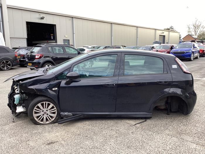 Fiat Punto Evo 1.3 JTD Multijet 85 16V Euro 5 Sloopvoertuig (2010, Zwart)