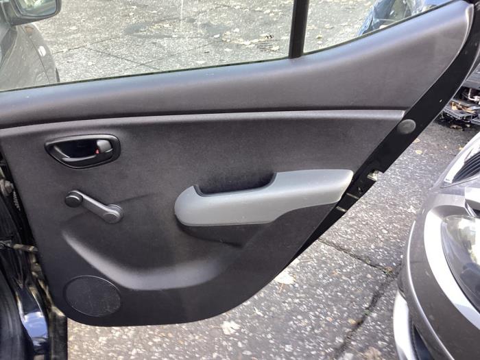 Hyundai i10 1.2i 16V Sloopvoertuig (2009, Zwart)