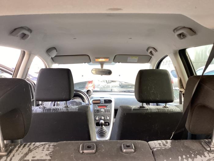 Opel Agila 1.0 12V Sloopvoertuig (2011, Grijs)