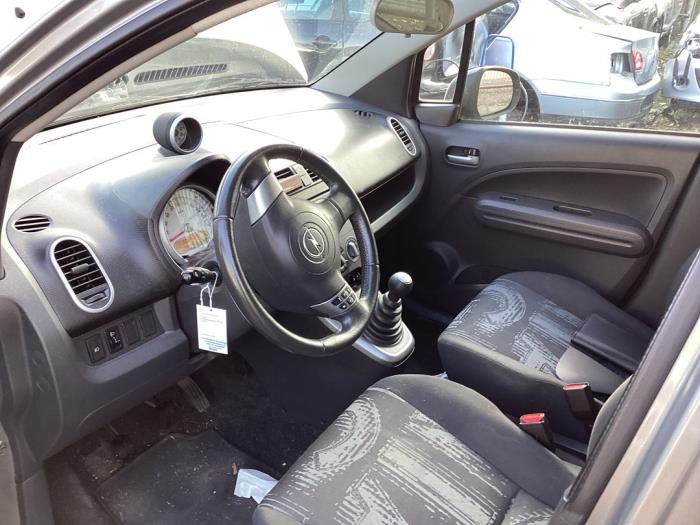 Opel Agila 1.0 12V Sloopvoertuig (2011, Grijs)
