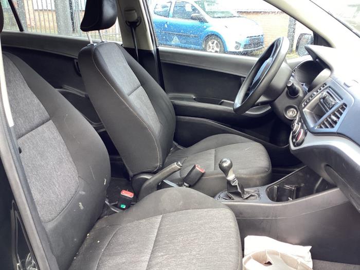 Kia Picanto 1.0 12V Sloopvoertuig (2011, Zwart)