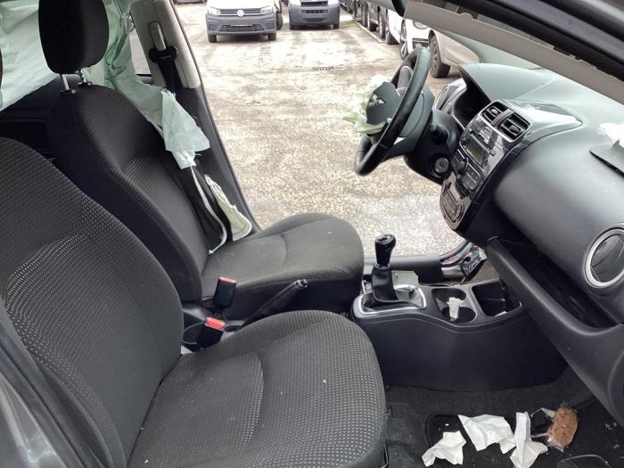 Mitsubishi Space Star 1.0 12V Sloopvoertuig (2016, Grijs)