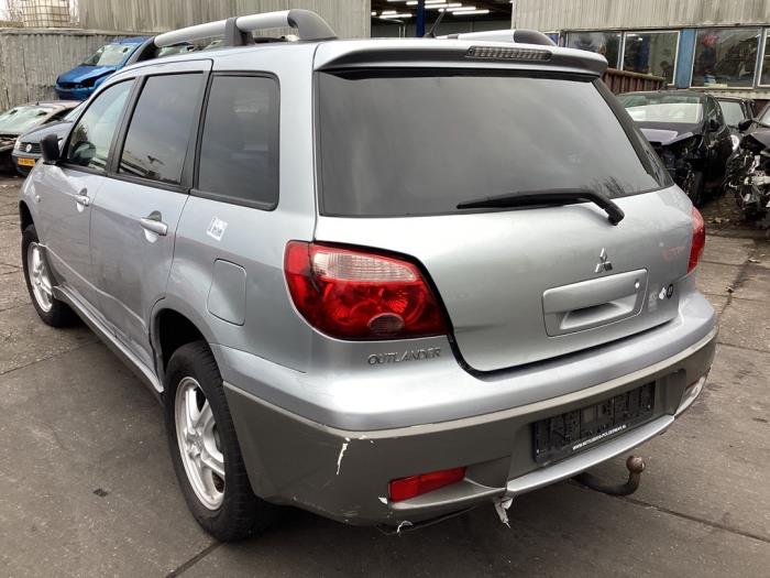 Mitsubishi Outlander 2.0 16V 4x2 Sloopvoertuig (2008, Grijs)