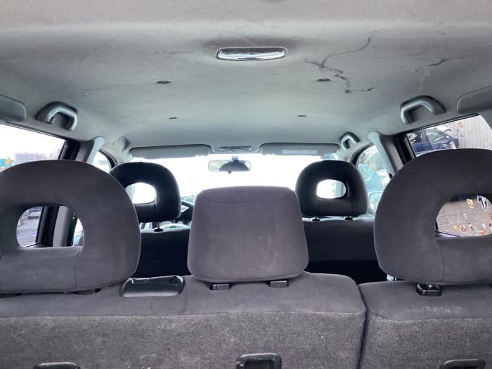 Mitsubishi Outlander 2.0 16V 4x2 Sloopvoertuig (2008, Grijs)