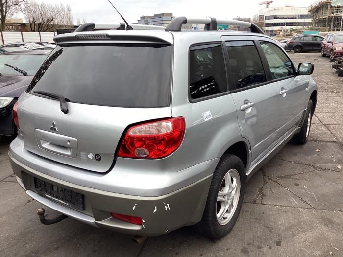Mitsubishi Outlander 2.0 16V 4x2 Sloopvoertuig (2008, Grijs)