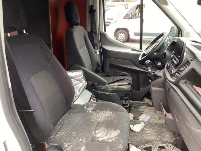 Ford Transit 2.0 TDCi 16V Eco Blue 130 RWD Sloopvoertuig (2021, Wit)