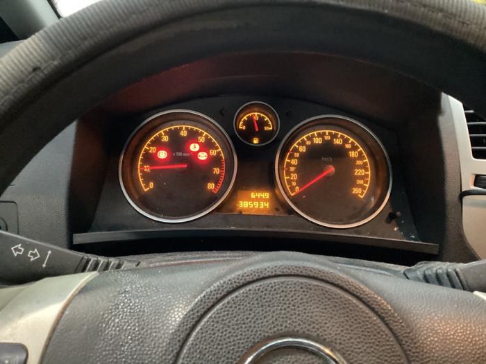 Opel Zafira 1.8 16V Ecotec Sloopvoertuig (2009, Grijs)