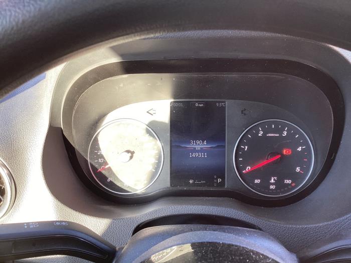 Mercedes Sprinter 3,5t 311 CDI 2.0 D RWD Schadevoertuig (2024, Wit)