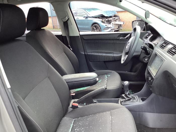 Skoda Rapid 1.2 TSI Sloopvoertuig (2012, Bruin)