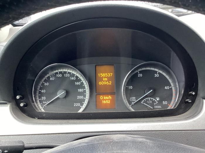 Mercedes Vito 2.2 113 CDI 16V Euro 5 Sloopvoertuig (2011, Zwart)