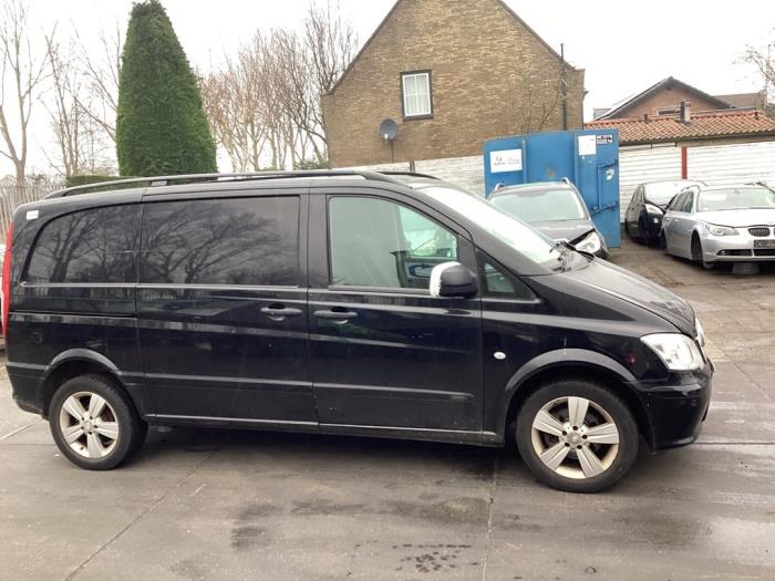 Mercedes Vito 2.2 113 CDI 16V Euro 5 Sloopvoertuig (2011, Zwart)