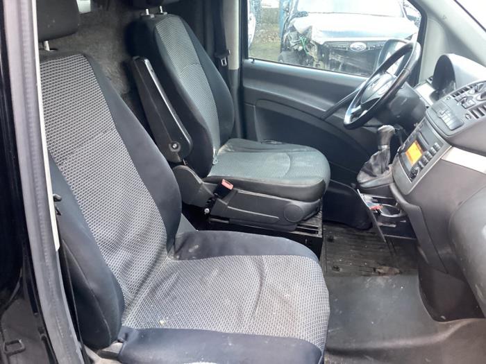 Mercedes Vito 2.2 113 CDI 16V Euro 5 Sloopvoertuig (2011, Zwart)