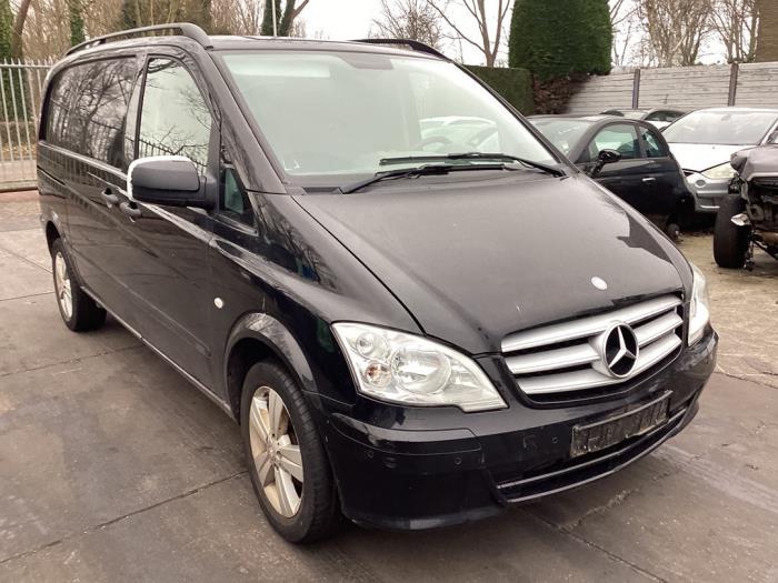 Mercedes Vito 2.2 113 CDI 16V Euro 5 Sloopvoertuig (2011, Zwart)