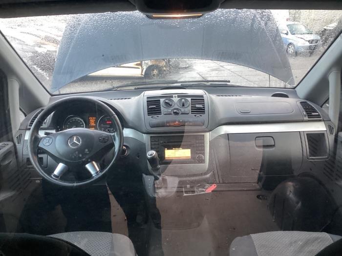 Mercedes Vito 2.2 113 CDI 16V Euro 5 Sloopvoertuig (2011, Zwart)